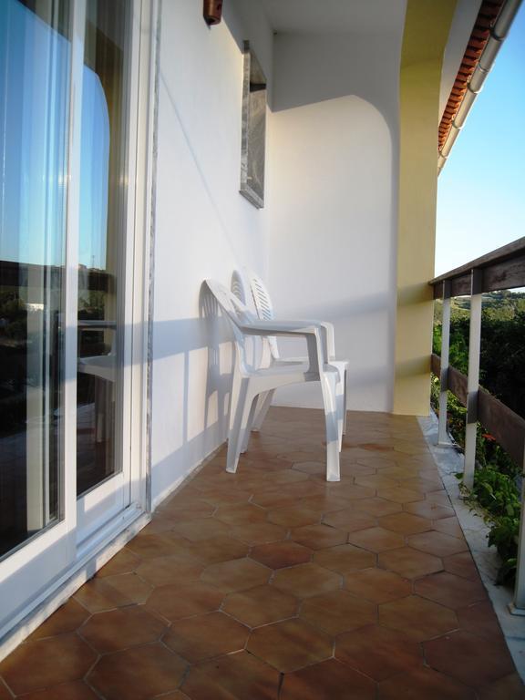 Porto Monte Bed & Breakfast Maceira  Ruang foto