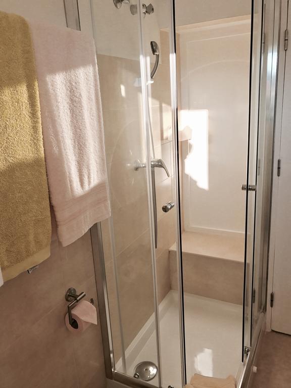 Porto Monte Bed & Breakfast Maceira  Ruang foto