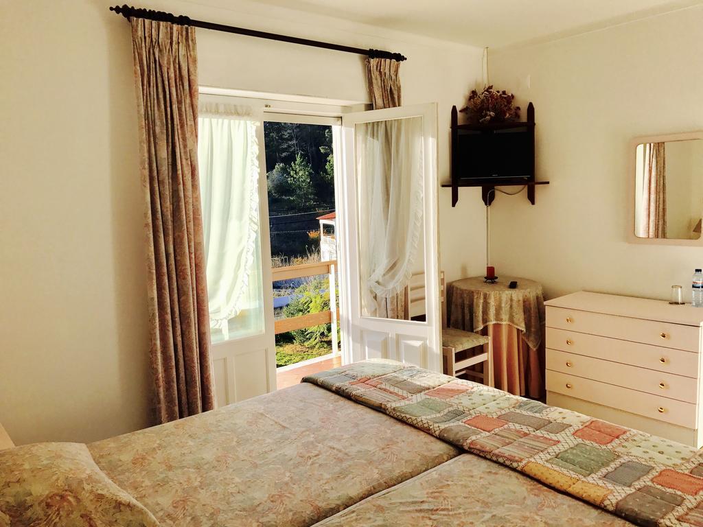 Porto Monte Bed & Breakfast Maceira  Bagian luar foto