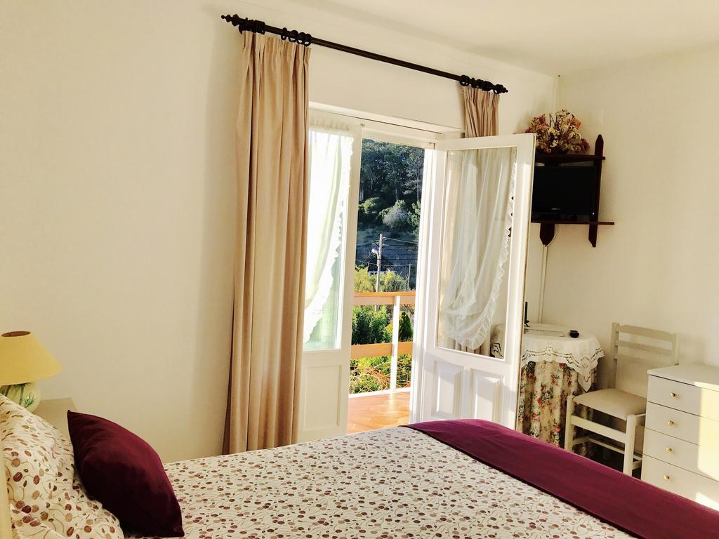 Porto Monte Bed & Breakfast Maceira  Bagian luar foto